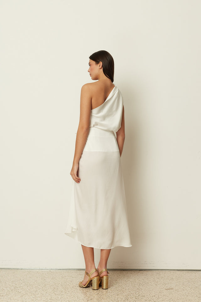 WHITE SATIN ONE-SHOULDER TOP