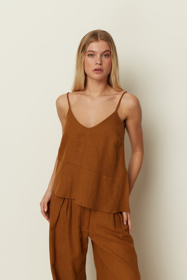 CINNAMON CAMISOLE TOP