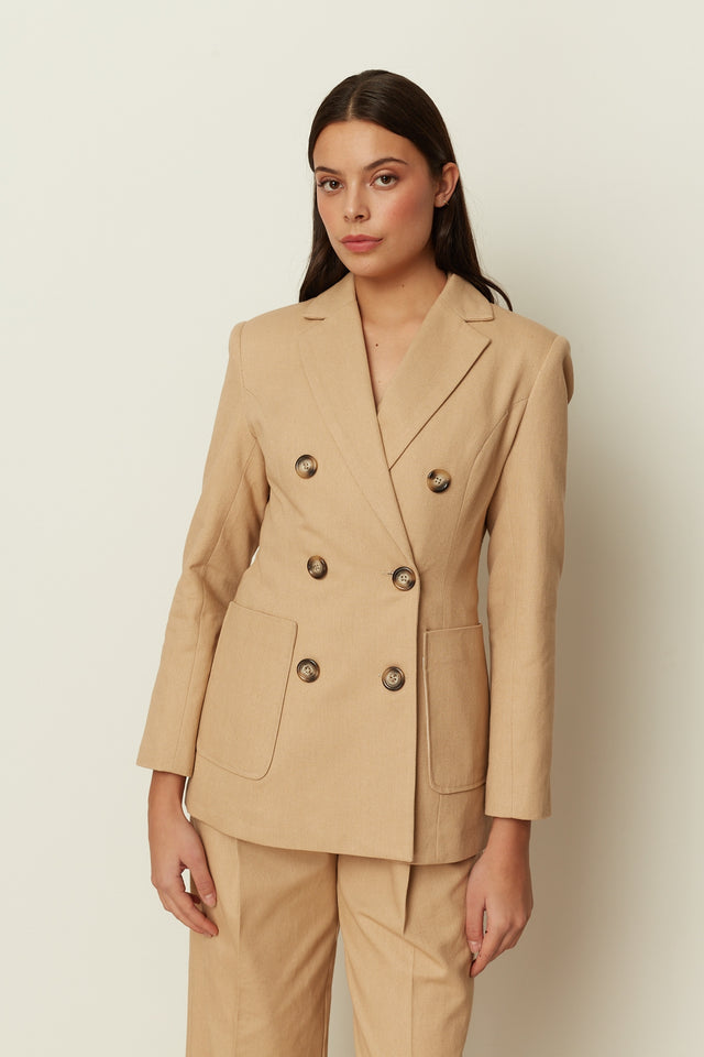 BEIGE BLAZER SUIT