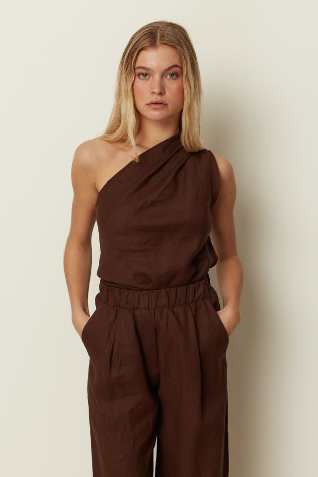 BROWN LINEN ONE-SHOULDER TOP