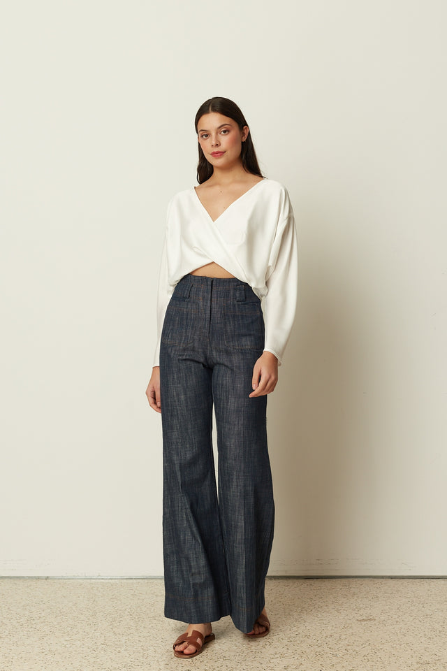 WHITE TWISTED BLOUSE