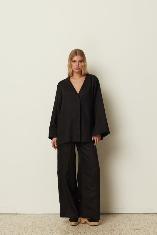 BLACK LINEN KIMONO
