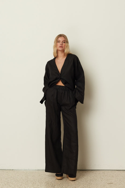 BLACK LINEN KIMONO