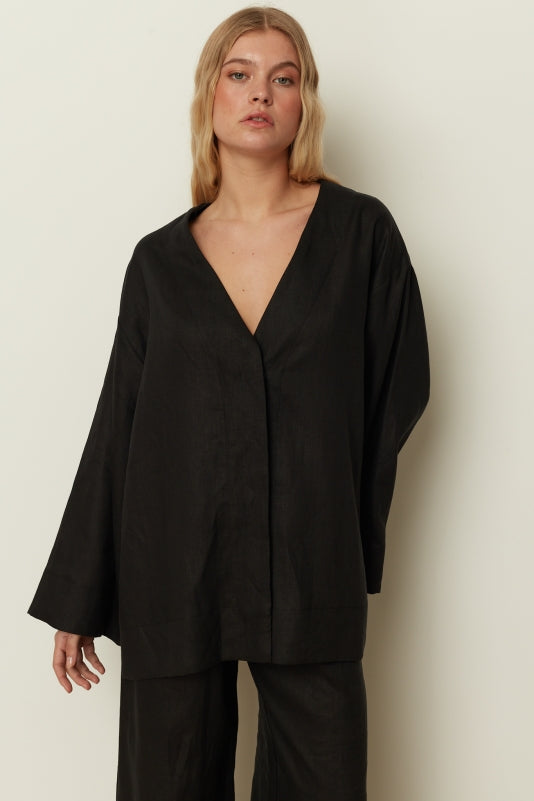 BLACK LINEN KIMONO