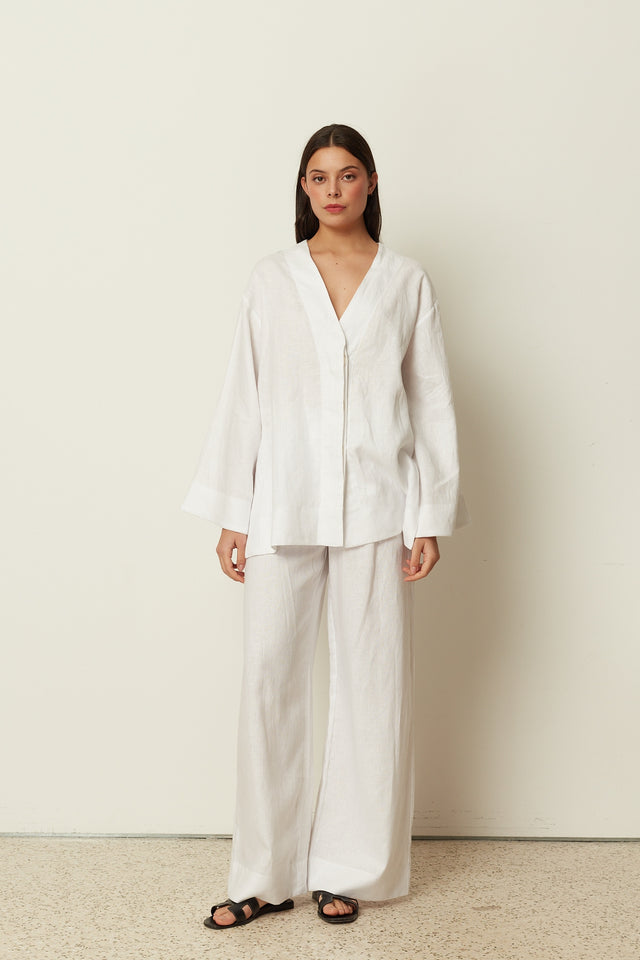 WHITE LINEN KIMONO