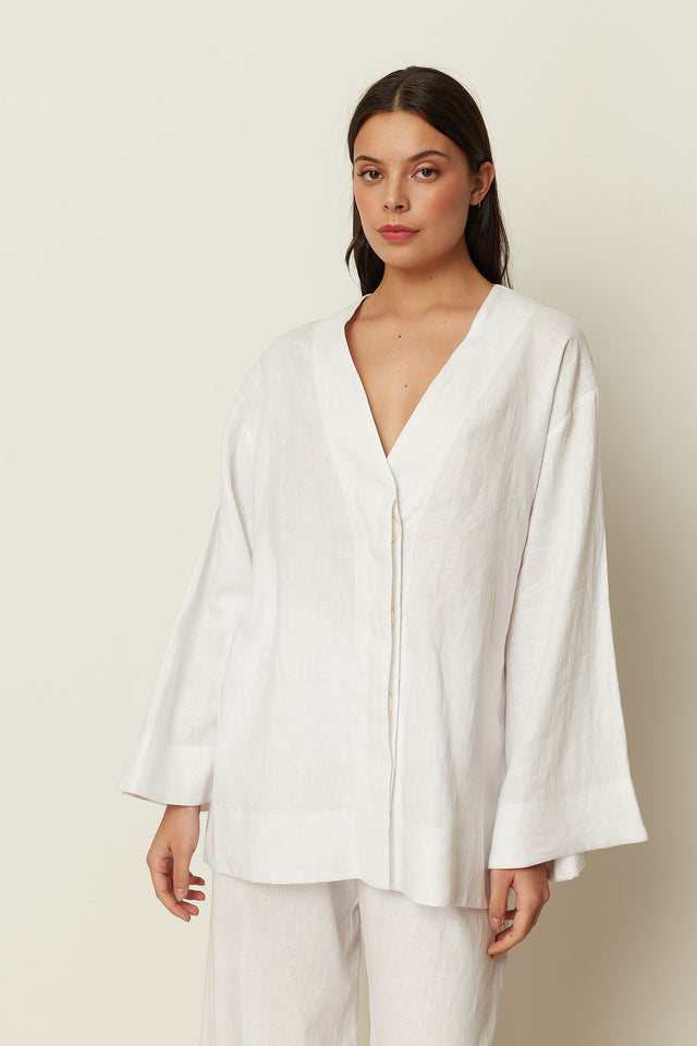 WHITE LINEN KIMONO