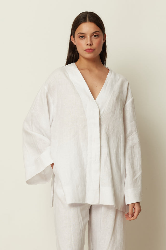 WHITE LINEN KIMONO