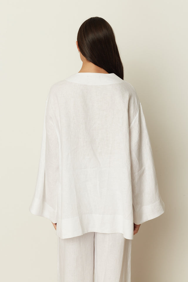 WHITE LINEN KIMONO