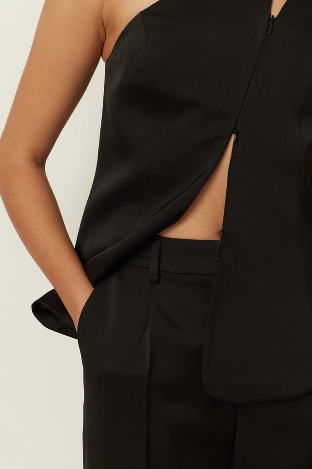 BLACK ASYMMETRICAL CUT-OUT TAILORED VEST