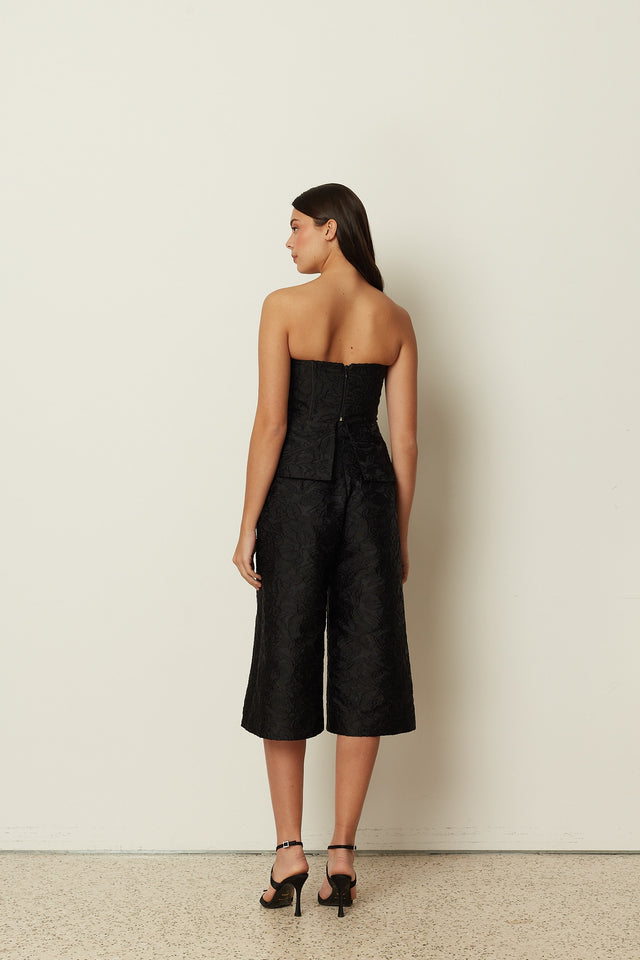 BLACK TEXTURED ZIP CULOTTES